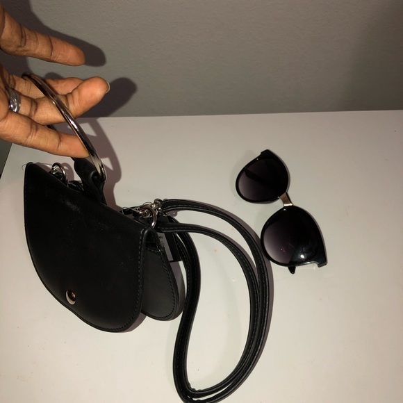 Purse - Picture 5 of 13